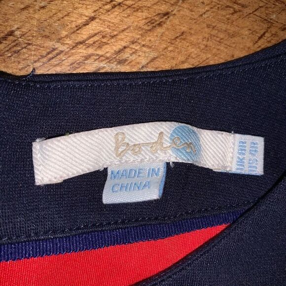 Boden Lavinia Point bell sleeve knit size 4 royalcore dress - Picture 3 of 4